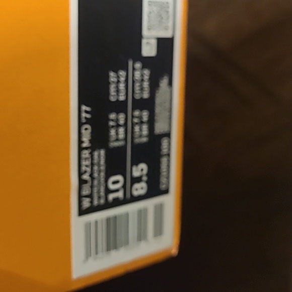 Nike Men's White and Black High-Top Sneakers Blazers '77 OG Box - Picture 4 of 4